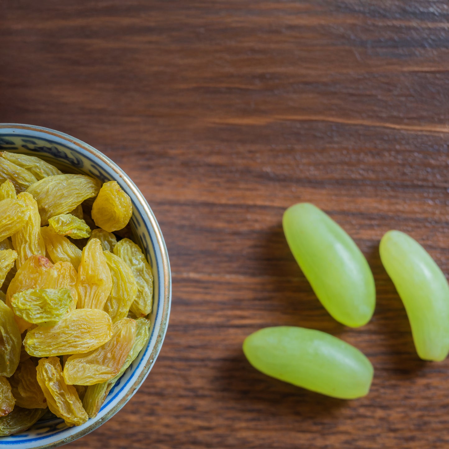 Kashmiri Mountain Green Raisins | Premium Shade-Dried